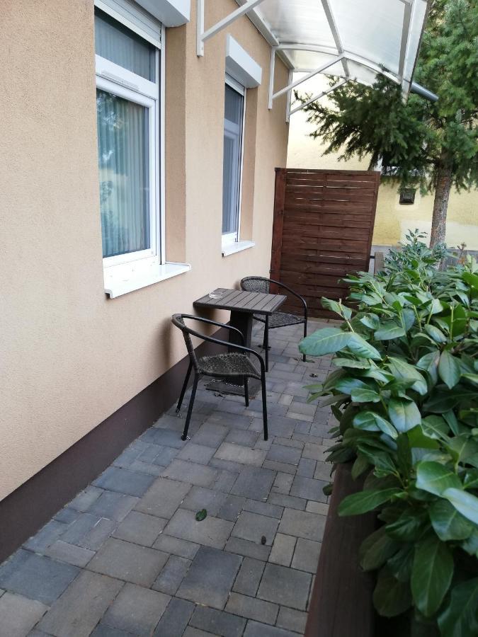 Bodza Apartmanok Егер Екстериор снимка